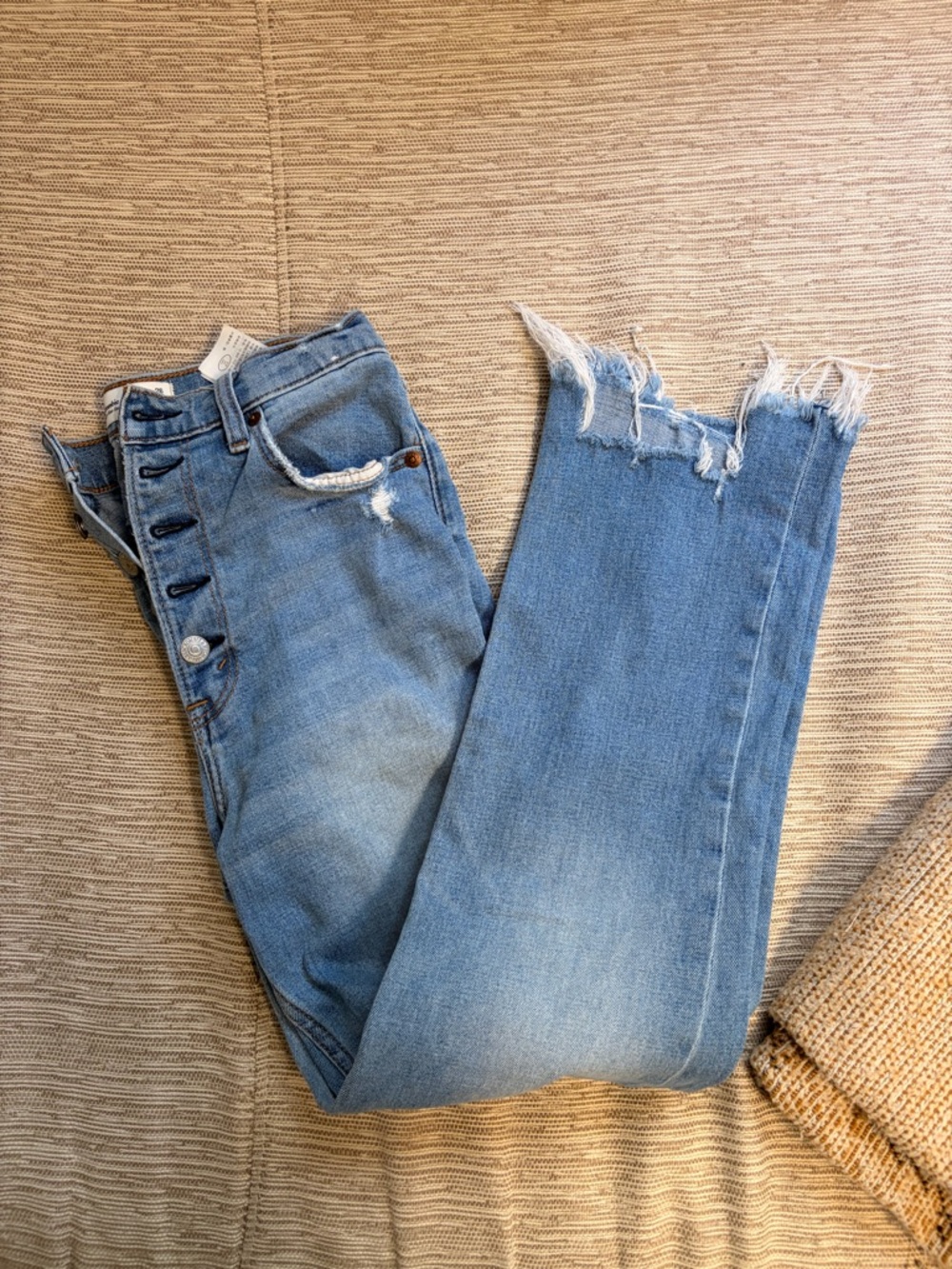 Abercrombie & Fitch ultra high rise ankle straight jeans
